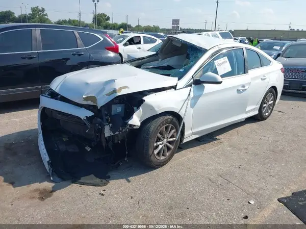 5NPE24AF1JH656934 2018 HYUNDAI SONATA - Image 2