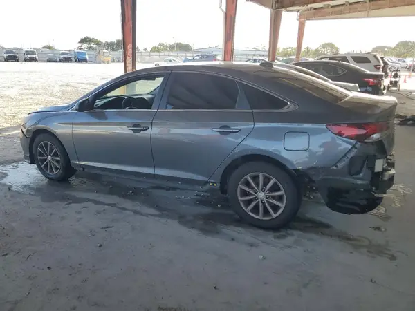 5NPE24AF1JH664807 2018 HYUNDAI SONATA - Image 2