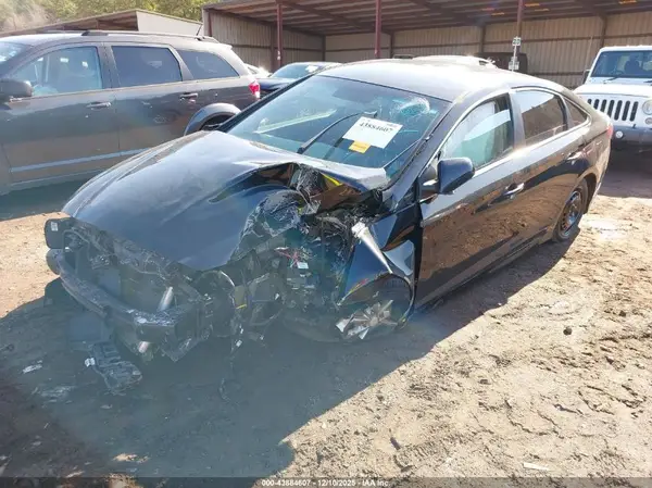 5NPE24AF1JH669909 2018 HYUNDAI SONATA - Image 2