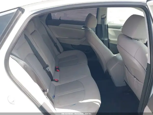5NPE24AF1JH673099 2018 HYUNDAI SONATA - Image 8
