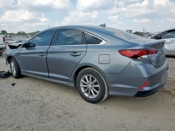 5NPE24AF1JH673555 2018 HYUNDAI SONATA - Image 2
