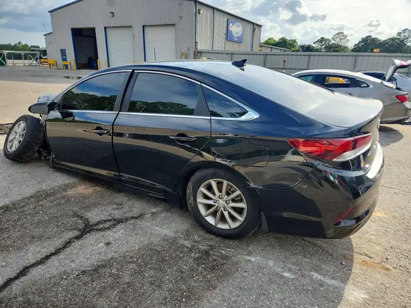 5NPE24AF1JH673930 2018 HYUNDAI SONATA - Image 2