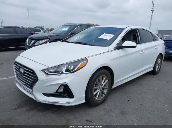 5NPE24AF1JH676441 2018 HYUNDAI SONATA - Image 2