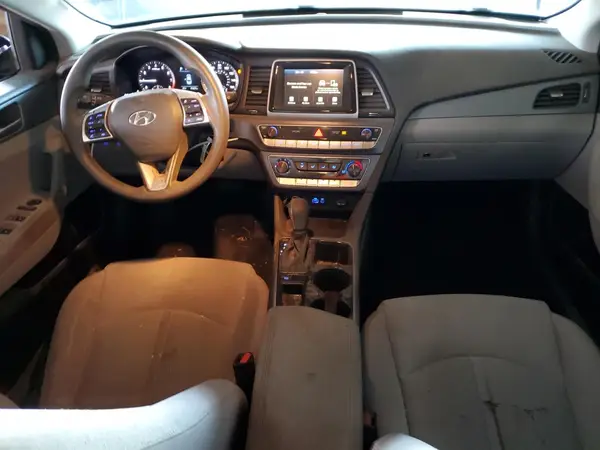 5NPE24AF1JH676889 2018 HYUNDAI SONATA - Image 8