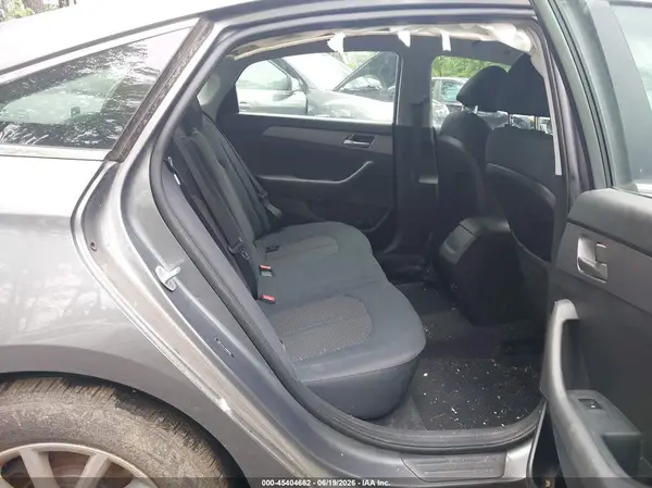 5NPE24AF1JH680800 2018 HYUNDAI SONATA - Image 8
