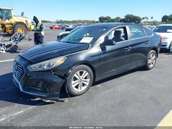 5NPE24AF1JH682420 2018 HYUNDAI SONATA - Image 2