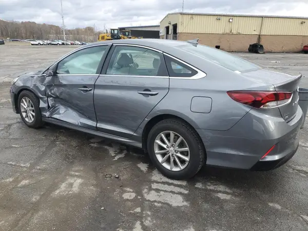 5NPE24AF1JH682689 2018 HYUNDAI SONATA - Image 2
