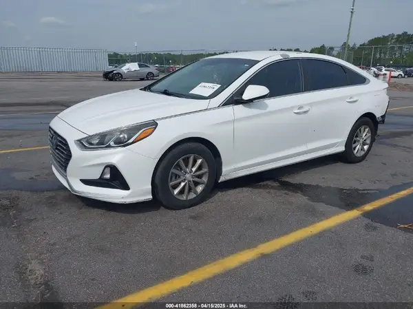 5NPE24AF1JH682871 2018 HYUNDAI SONATA - Image 2