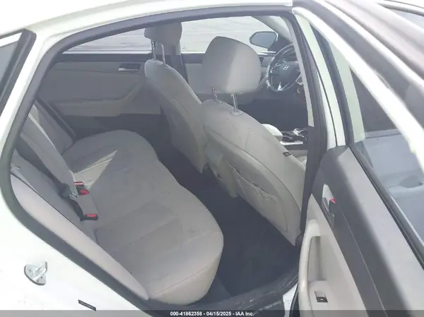 5NPE24AF1JH682871 2018 HYUNDAI SONATA - Image 8