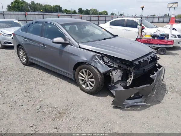 5NPE24AF1JH683325 2018 HYUNDAI SONATA - Image 1