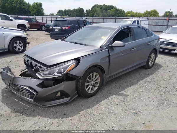 5NPE24AF1JH683325 2018 HYUNDAI SONATA - Image 2