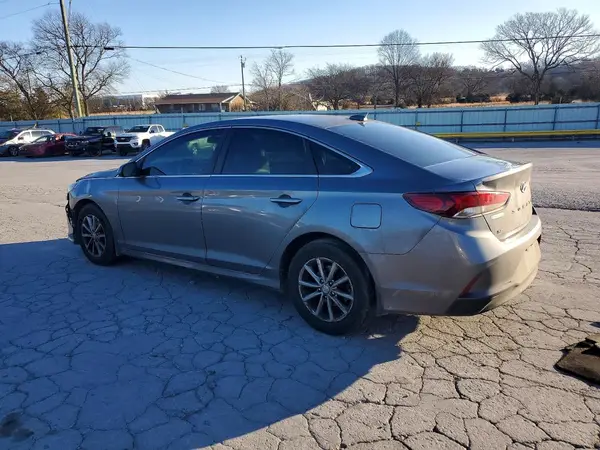 5NPE24AF1JH686032 2018 HYUNDAI SONATA - Image 2