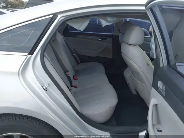 5NPE24AF1JH686354 2018 HYUNDAI SONATA - Image 8