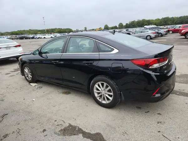 5NPE24AF1JH687214 2018 HYUNDAI SONATA - Image 2