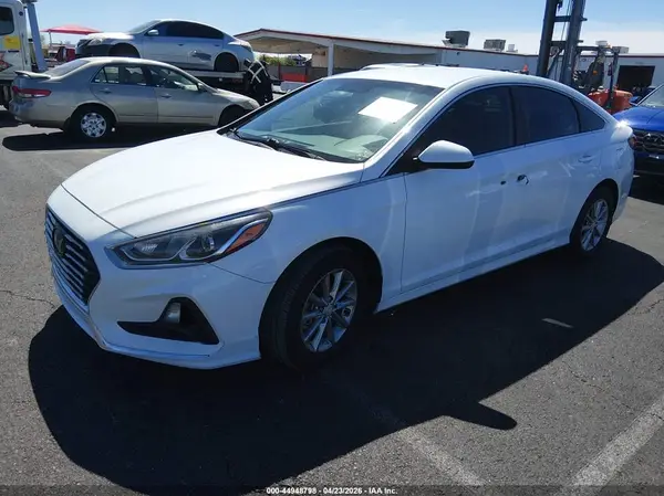 5NPE24AF1JH687911 2018 HYUNDAI SONATA - Image 2