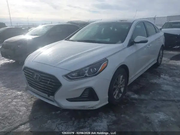 5NPE24AF1JH690565 2018 HYUNDAI SONATA - Image 2