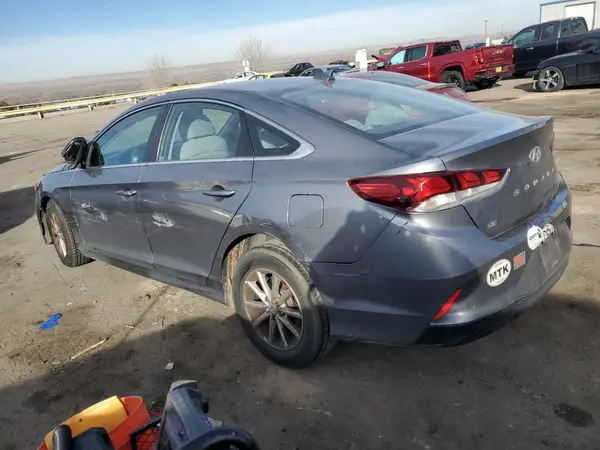 5NPE24AF1JH694163 2018 HYUNDAI SONATA - Image 2