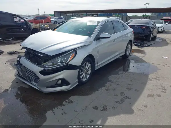 5NPE24AF1JH694602 2018 HYUNDAI SONATA - Image 2