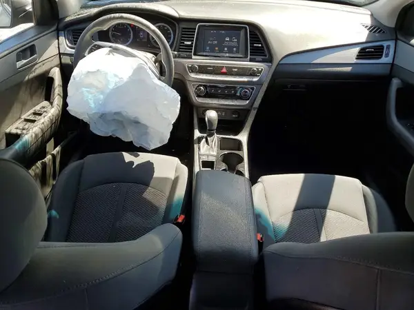 5NPE24AF1JH695281 2018 HYUNDAI SONATA - Image 8