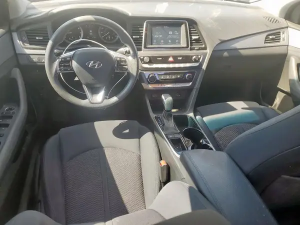 5NPE24AF1JH695393 2018 HYUNDAI SONATA - Image 8