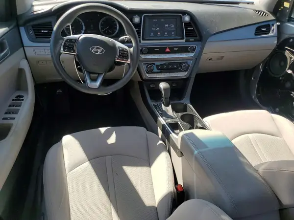 5NPE24AF1JH695569 2018 HYUNDAI SONATA - Image 8