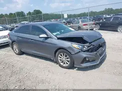 5NPE24AF1JH700303 2018 HYUNDAI SONATA