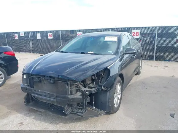 5NPE24AF1JH700334 2018 HYUNDAI SONATA - Image 2