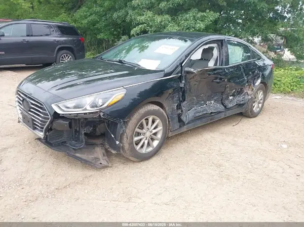 5NPE24AF1JH702326 2018 HYUNDAI SONATA - Image 2