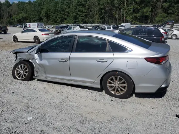 5NPE24AF1JH702813 2018 HYUNDAI SONATA - Image 2