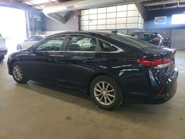 5NPE24AF1JH703069 2018 HYUNDAI SONATA - Image 2