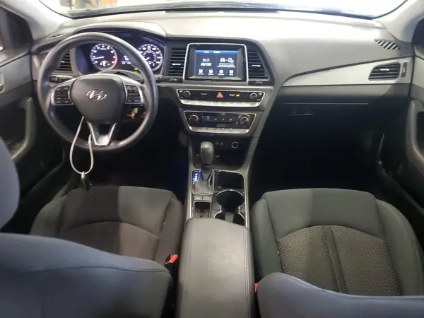 5NPE24AF1JH703069 2018 HYUNDAI SONATA - Image 8