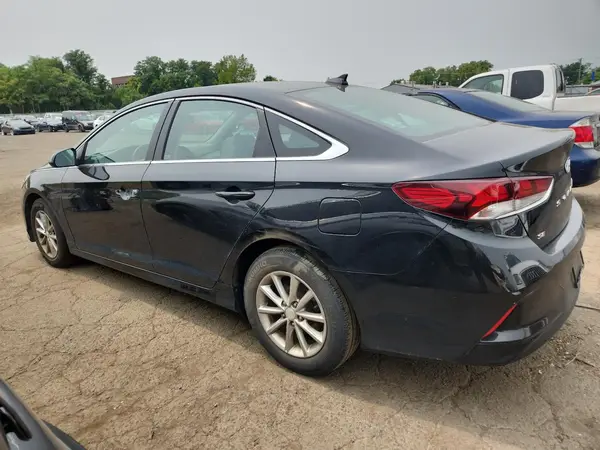 5NPE24AF1JH703671 2018 HYUNDAI SONATA - Image 2