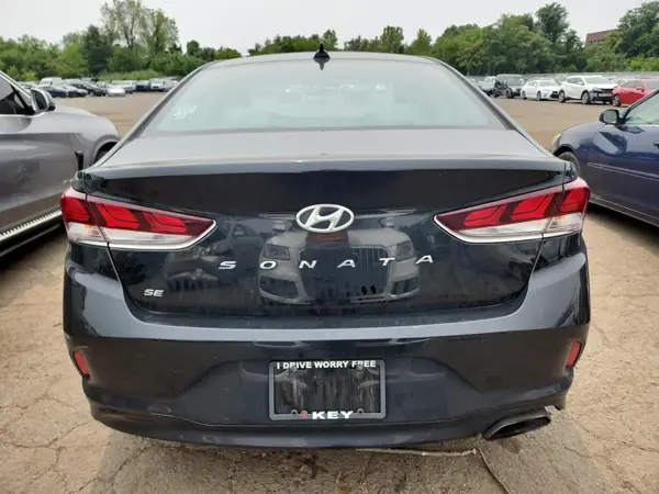 2018 HYUNDAI SONATA auction photo 6