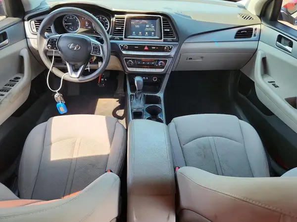 5NPE24AF1JH707509 2018 HYUNDAI SONATA - Image 8