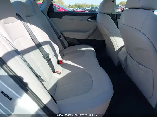 5NPE24AF1JH709258 2018 HYUNDAI SONATA - Image 8