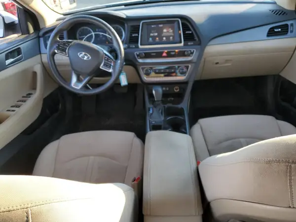 5NPE24AF1JH710118 2018 HYUNDAI SONATA - Image 8