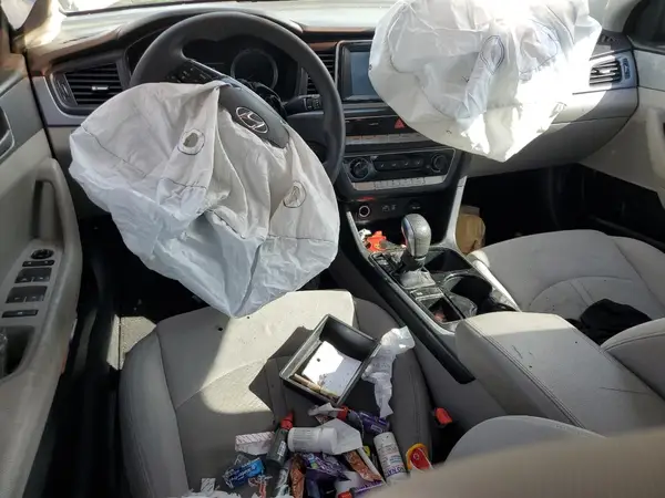 5NPE24AF1JH713259 2018 HYUNDAI SONATA - Image 8