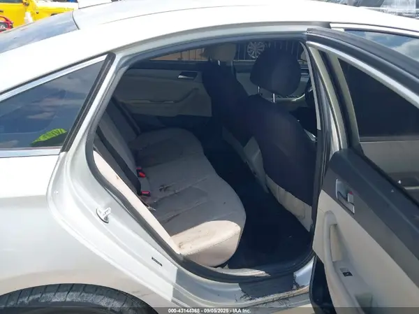5NPE24AF1JH713830 2018 HYUNDAI SONATA - Image 8