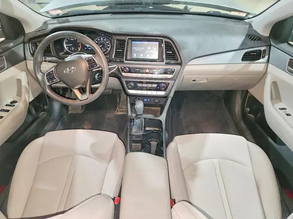 5NPE24AF1JH715190 2018 HYUNDAI SONATA - Image 8