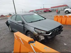 5NPE24AF1JH715397 2018 HYUNDAI SONATA