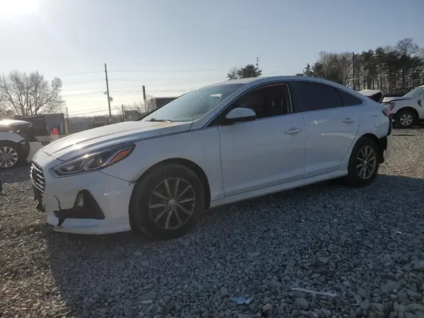 5NPE24AF1JH723032 2018 HYUNDAI SONATA - Image 1