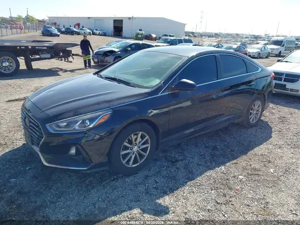 5NPE24AF1JH725279 2018 HYUNDAI SONATA - Image 2