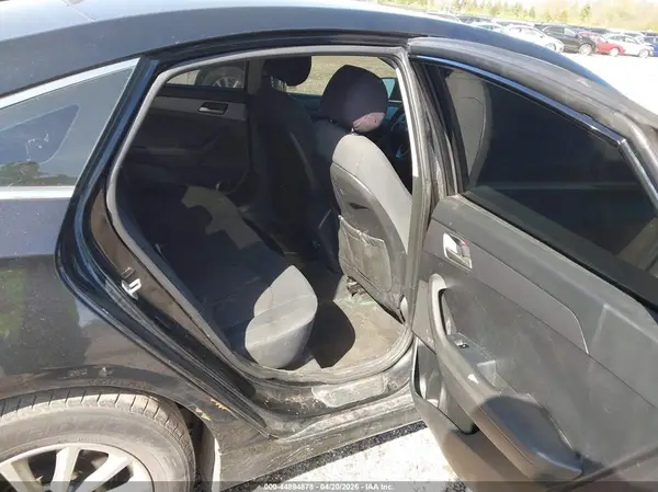 5NPE24AF1JH725279 2018 HYUNDAI SONATA - Image 8