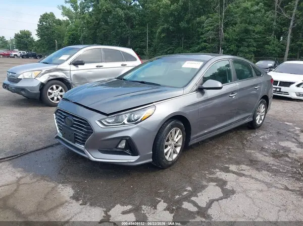 5NPE24AF1JH725475 2018 HYUNDAI SONATA - Image 2