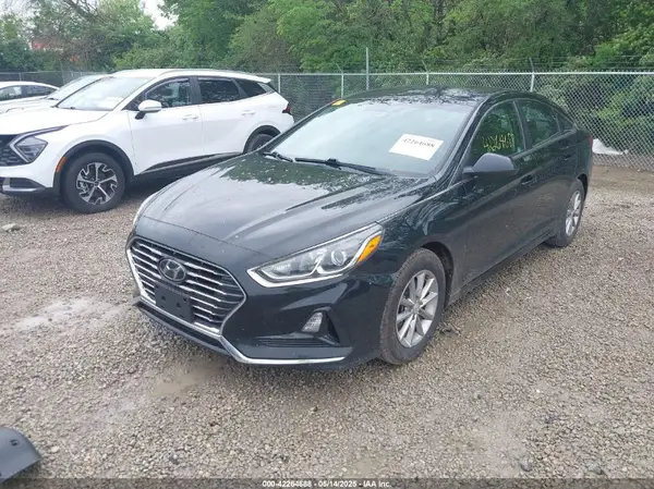 5NPE24AF1JH728179 2018 HYUNDAI SONATA - Image 2