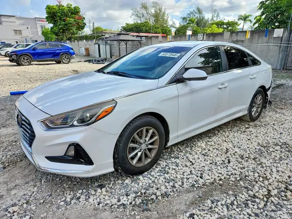 5NPE24AF1KH739149 2019 HYUNDAI SONATA - Image 1