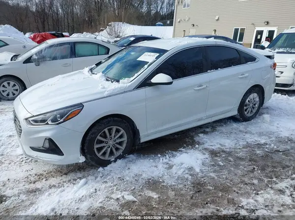 5NPE24AF1KH740205 2019 HYUNDAI SONATA - Image 2