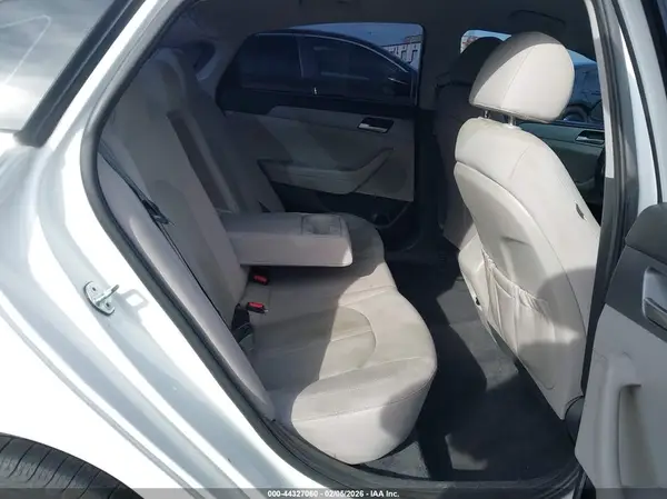 5NPE24AF1KH740835 2019 HYUNDAI SONATA - Image 8