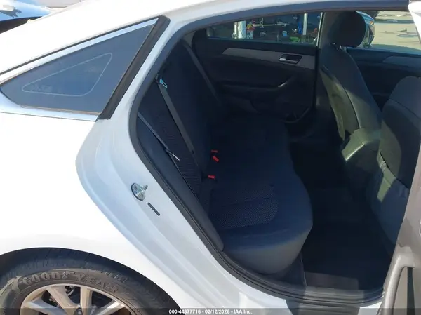 5NPE24AF1KH743220 2019 HYUNDAI SONATA - Image 8