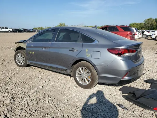 5NPE24AF1KH744819 2019 HYUNDAI SONATA - Image 2